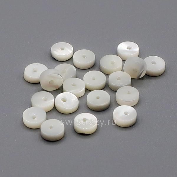 Бусина-шайба из перламутра 6 мм белая*