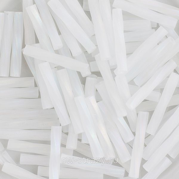 Twisted Bugle 2х12 mm 131FR Matted Crystal AB