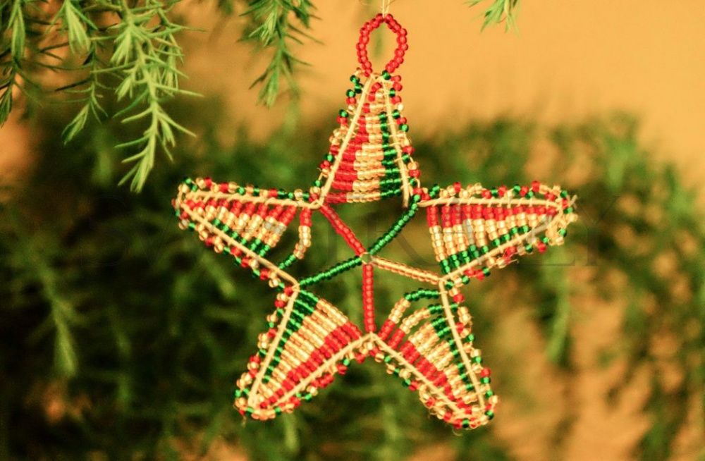 Звезда из бисера на ёлку