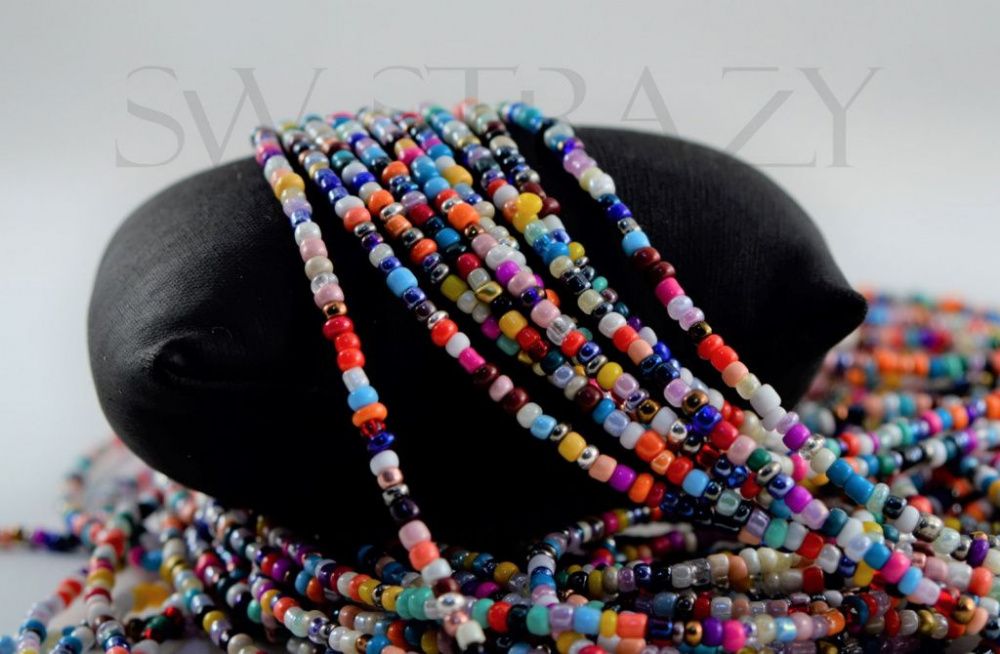 Цепочки из разноцветного бисера